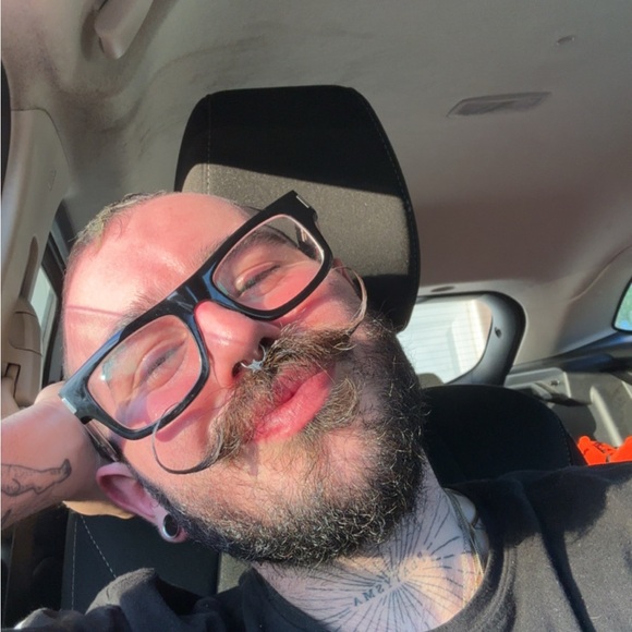 Meet your Posher, Anthony - Picture 8 of 9